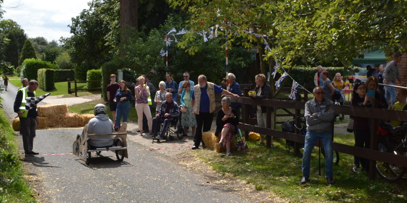 Crowds at finish line (Village Hall)